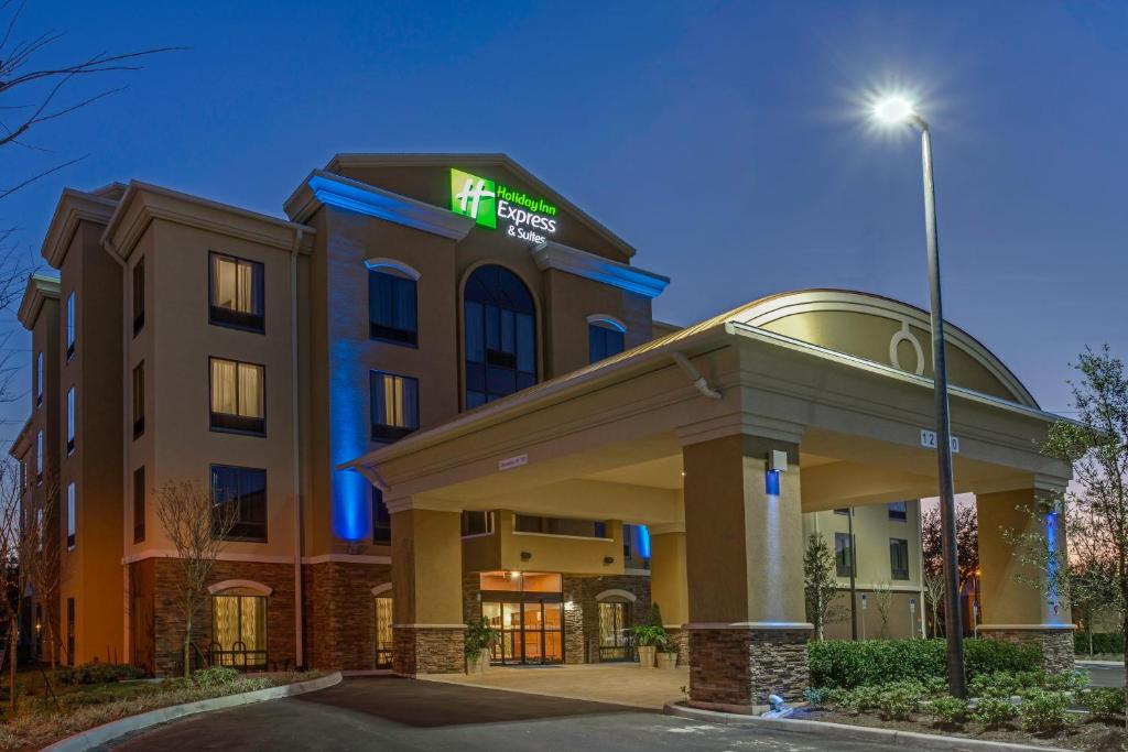 Holiday Inn Express Hotel & Suites Orlando East-UCF Area an IHG Hotel - image 5